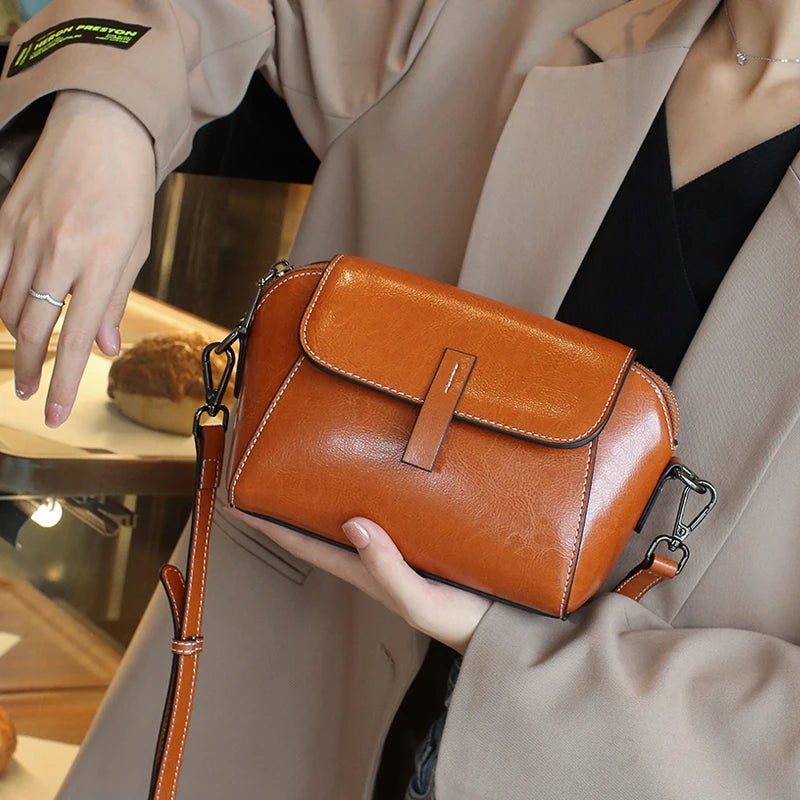 Oil Wax Cowhide Genuine Leather Crossbody Small Bag for Women Fashionable Versatile Shoulder Shell Handbag Lady Casual Phone Bag